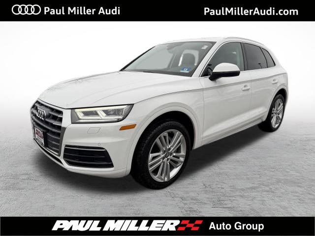 2018 Audi Q5 Premium Plus's photo