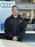 Staff member John Heinla from ID_30543efea144