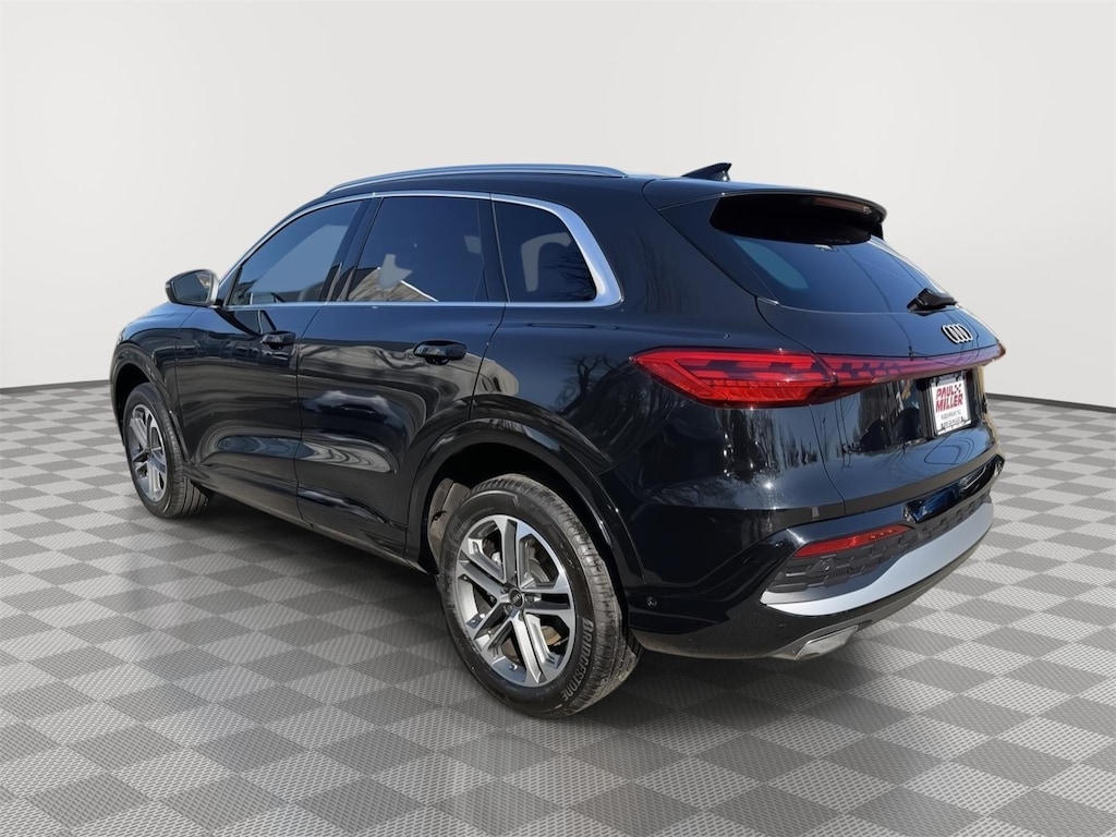 New 2025 Audi Q5 2.0T Premium Plus SUV