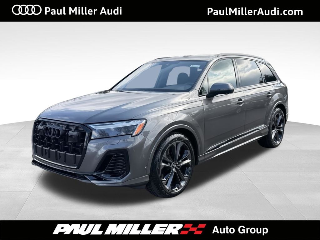 New 2026 Audi Q7 55 Premium SUV