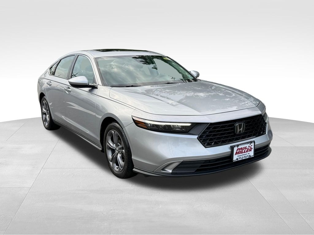 Used 2024 Honda Accord EX Sedan