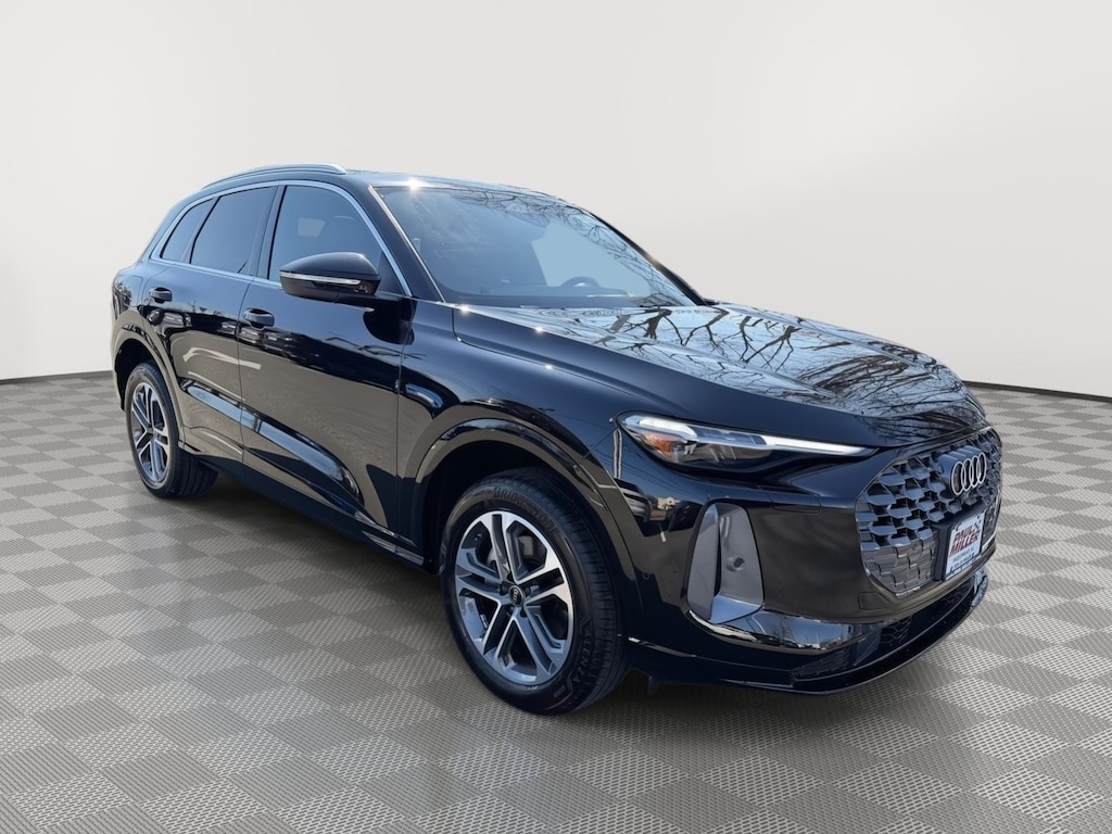 New 2025 Audi Q5 2.0T Premium Plus SUV