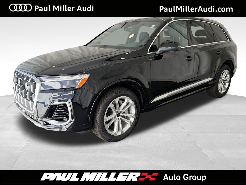 Used 2025 Audi Q7 55 Premium Plus SUV