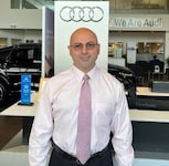 Staff member Joseph Yusufov from ID_d2110ab9c3d9