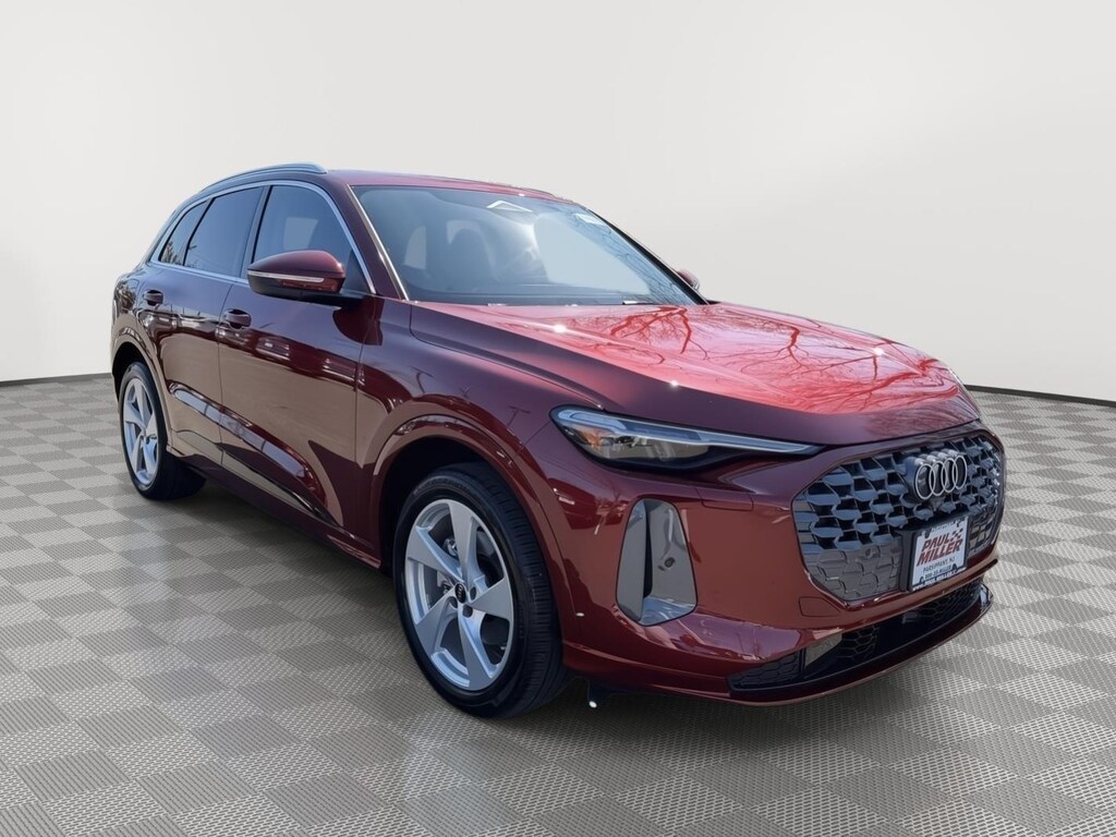 New 2025 Audi Q5 2.0T Prestige SUV