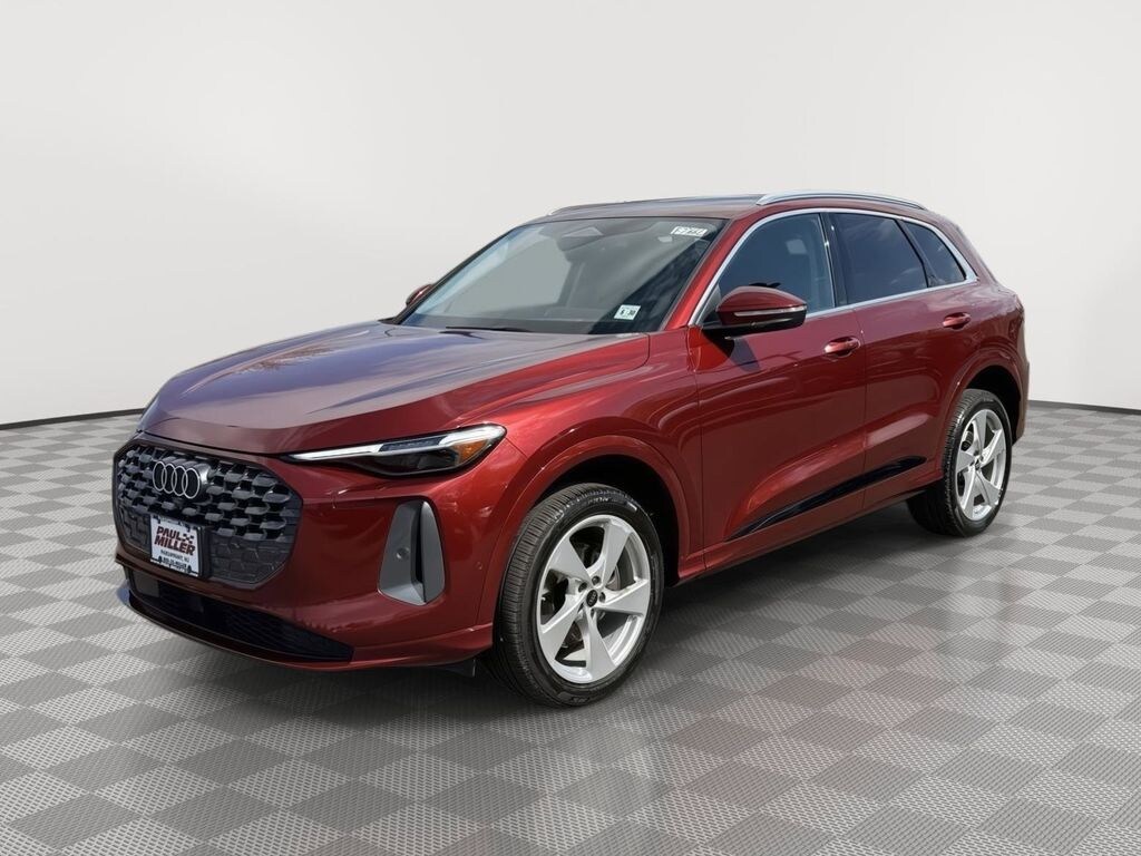 Used 2025 Audi Q5 2.0T Premium Plus SUV