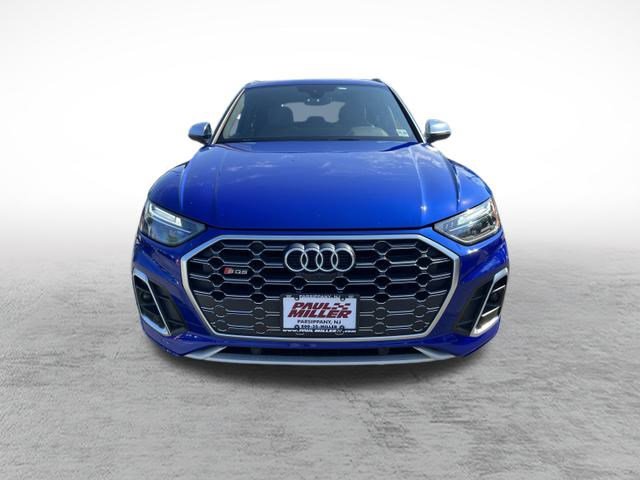 2024 Audi SQ5 Premium Plus photo 2
