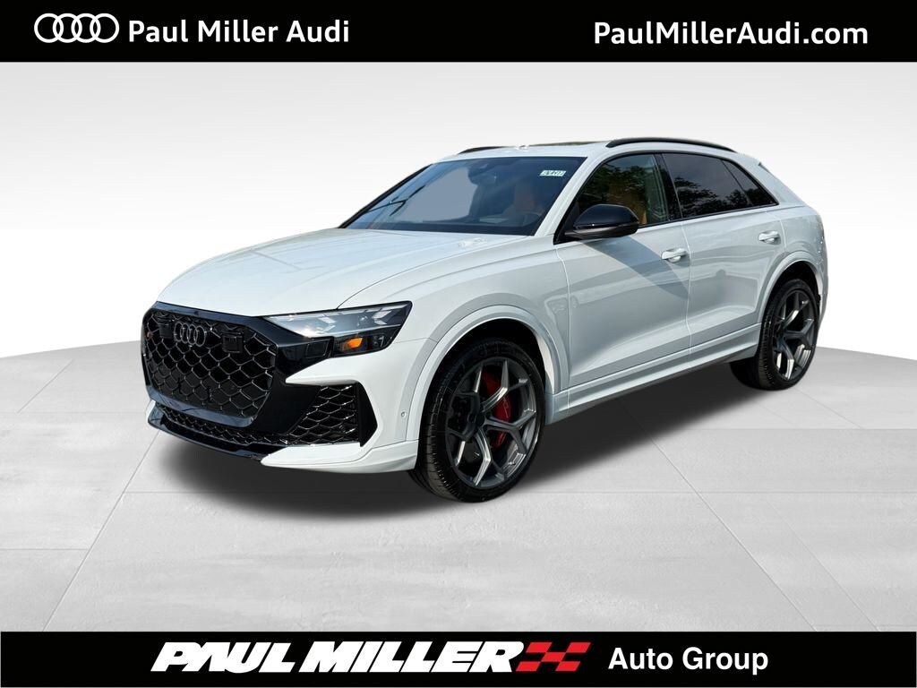 New 2026 Audi RS Q8 4.0T performance SUV