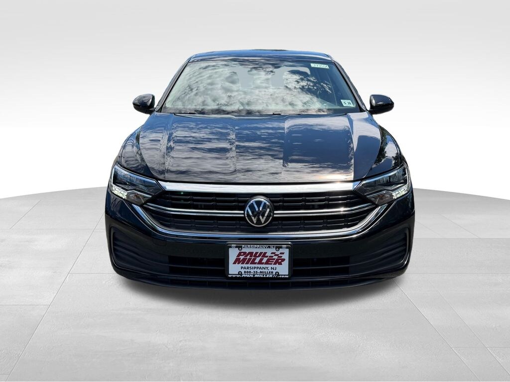 Used 2023 Volkswagen Jetta 1.5T SE Sedan