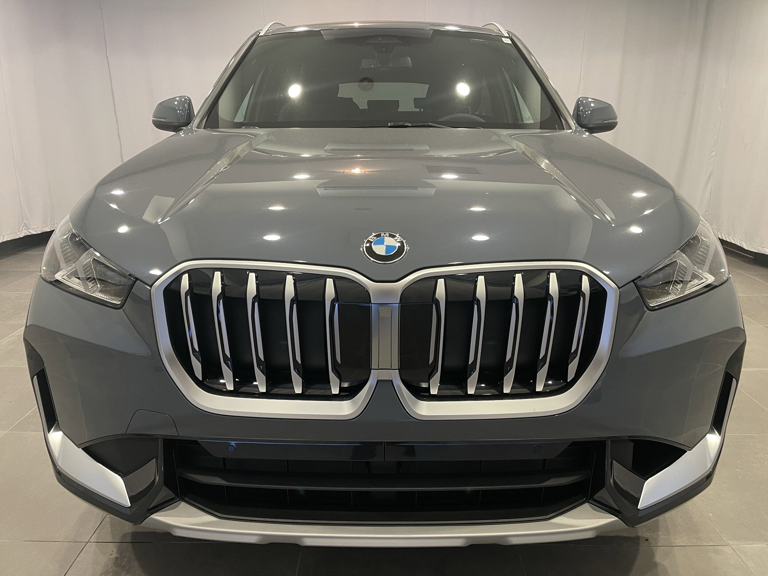 2026 Bmw X1 XDrive28i photo 2