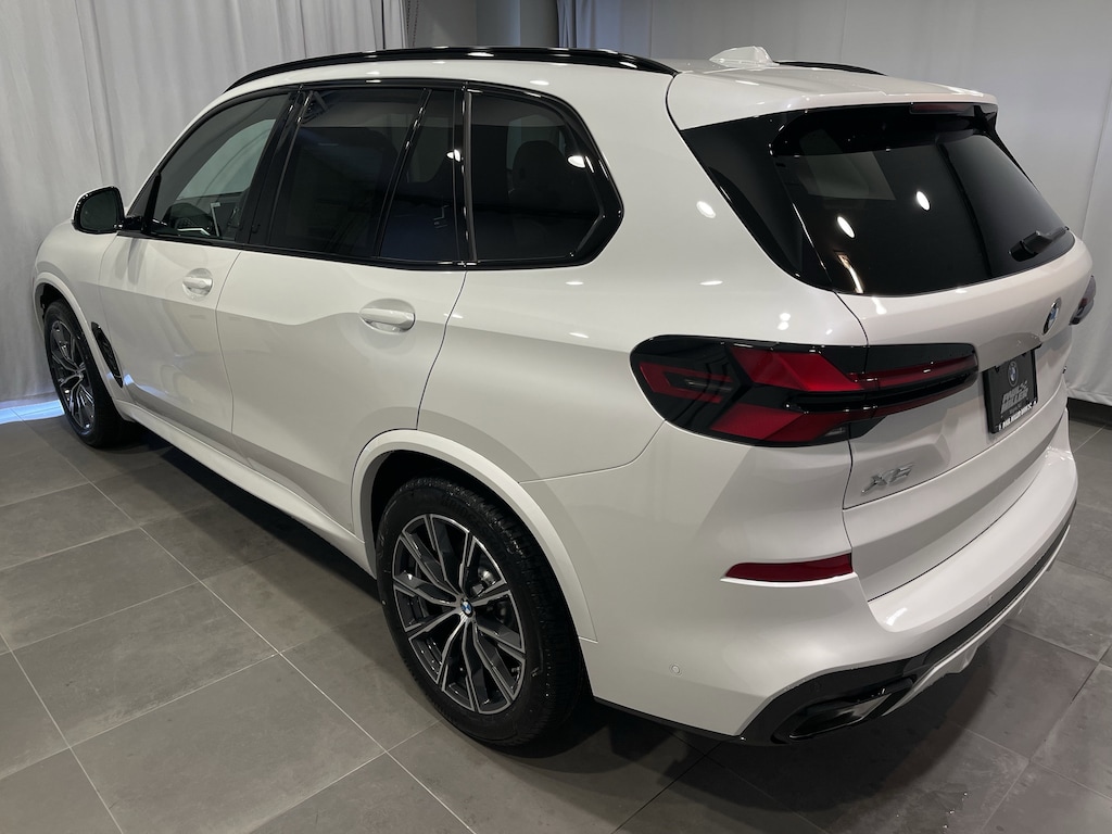 New 2026 BMW X5 xDrive40i SUV
