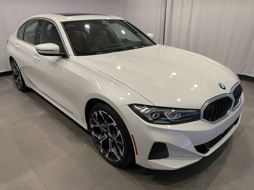 New 2026 BMW 330i xDrive Sedan