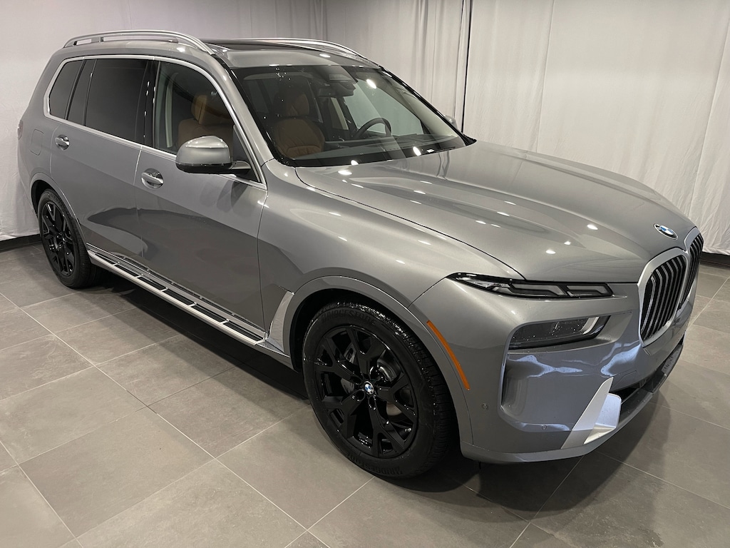 New 2026 BMW X7 xDrive40i SUV