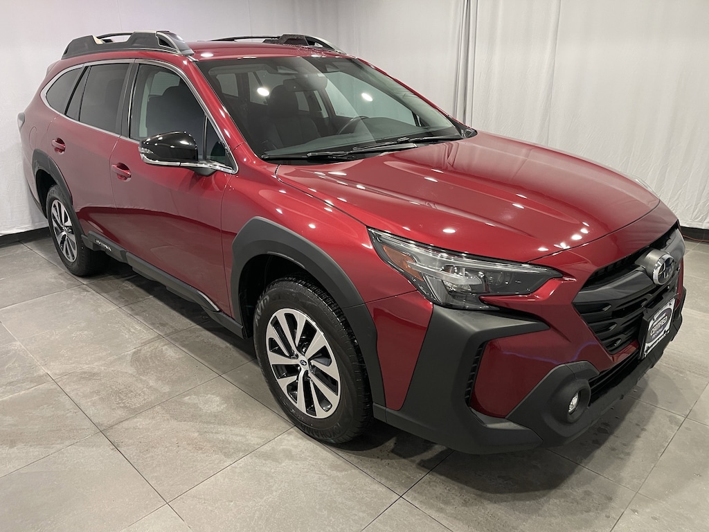 Used 2024 Subaru Outback Premium SUV