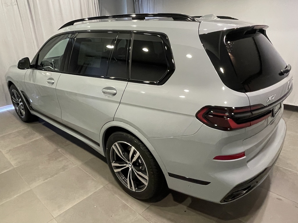 New 2027 BMW X7 xDrive40i SUV