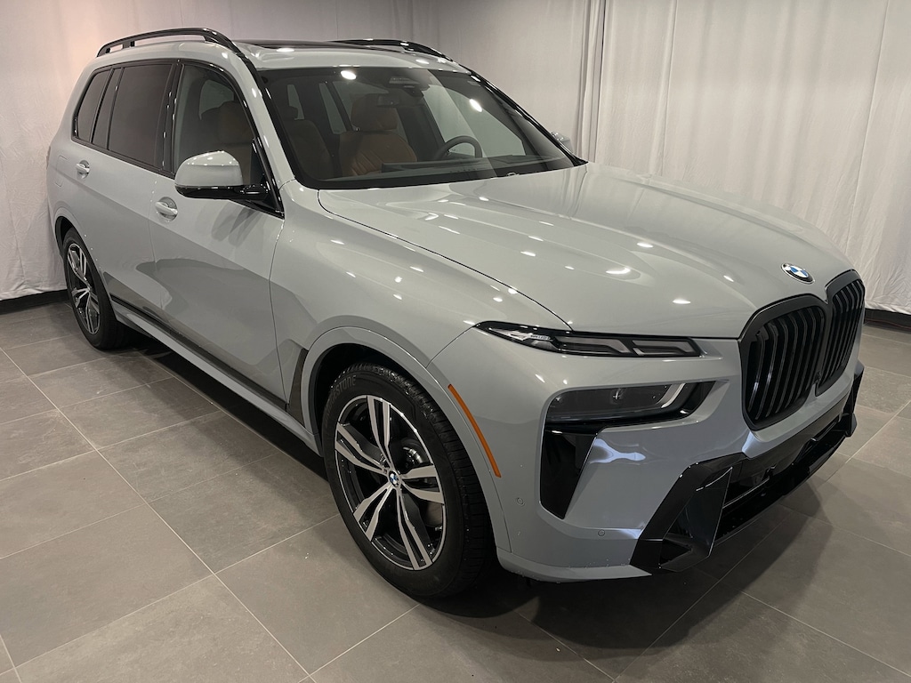 New 2026 BMW X7 xDrive40i SUV