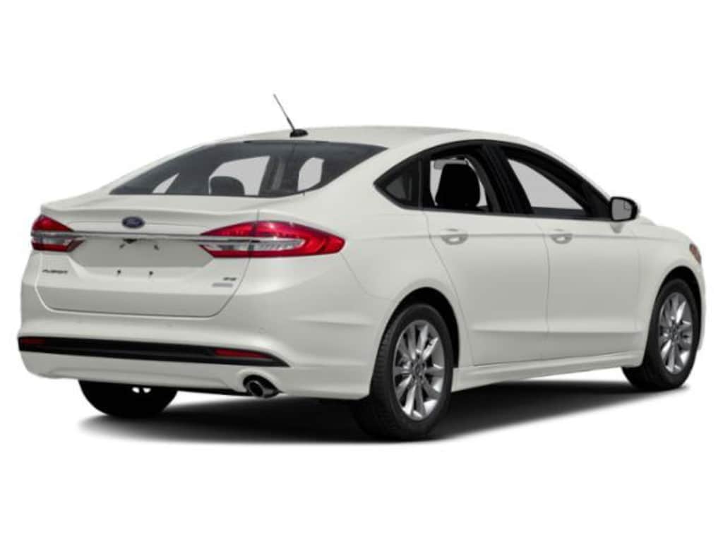 Used 2018 Ford Fusion SE Sedan