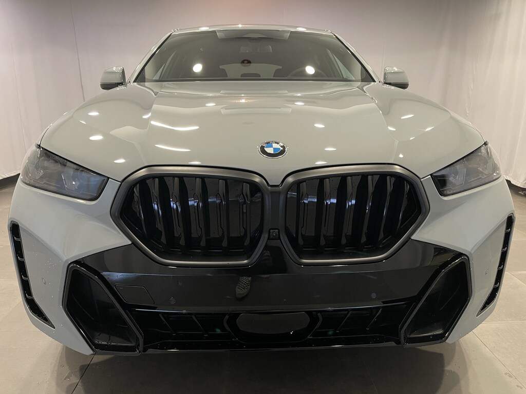 New 2027 BMW X6 xDrive40i SUV