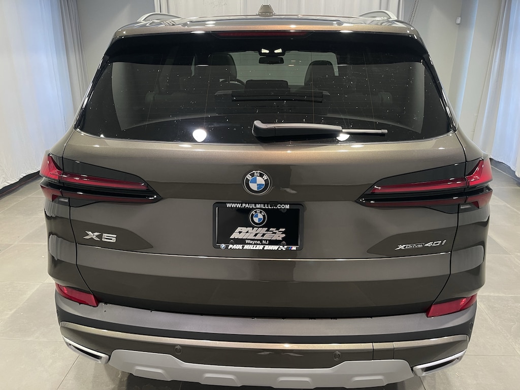 New 2026 BMW X5 xDrive40i SUV