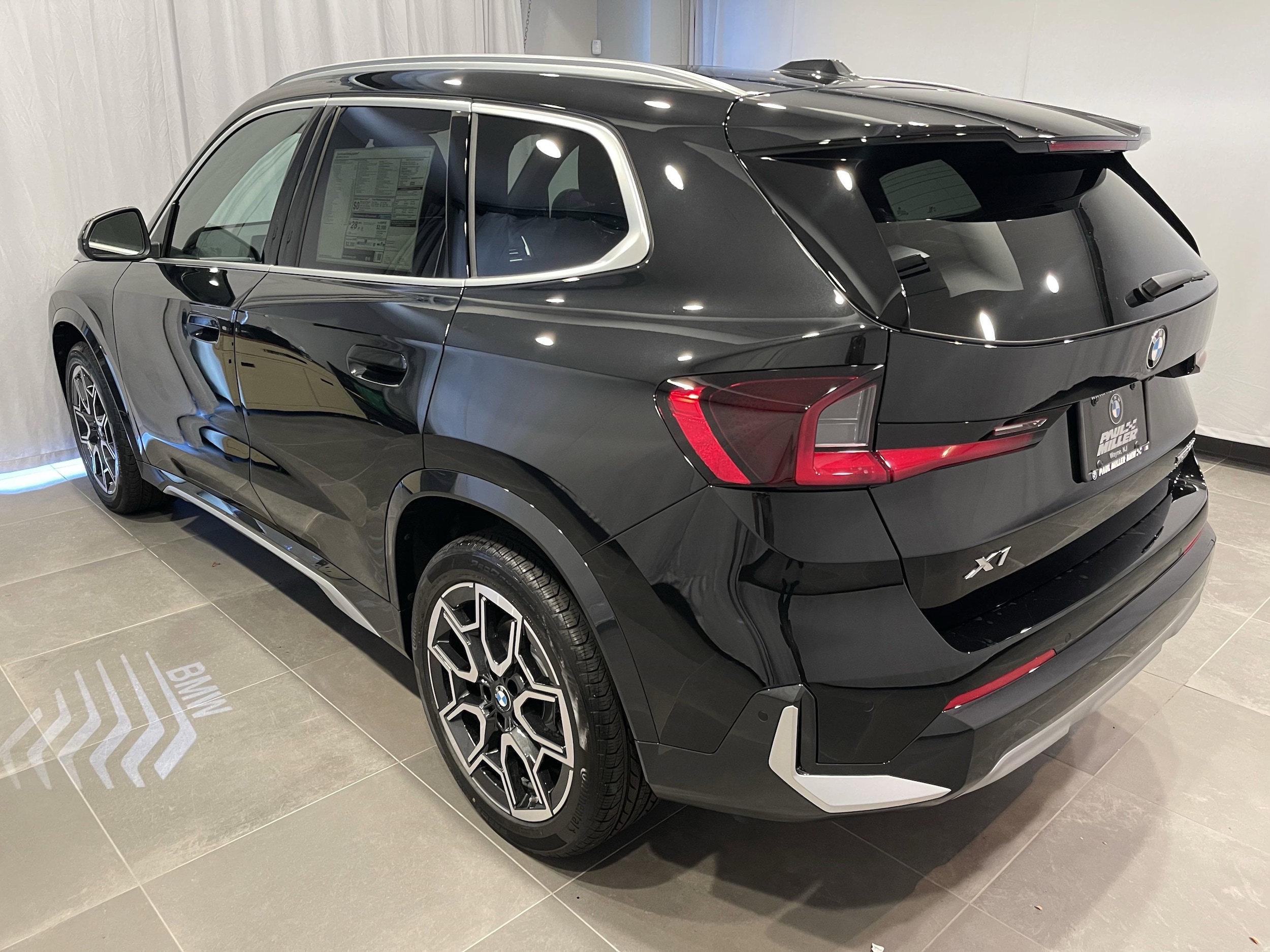 2026 Bmw X1 XDrive28i photo 3