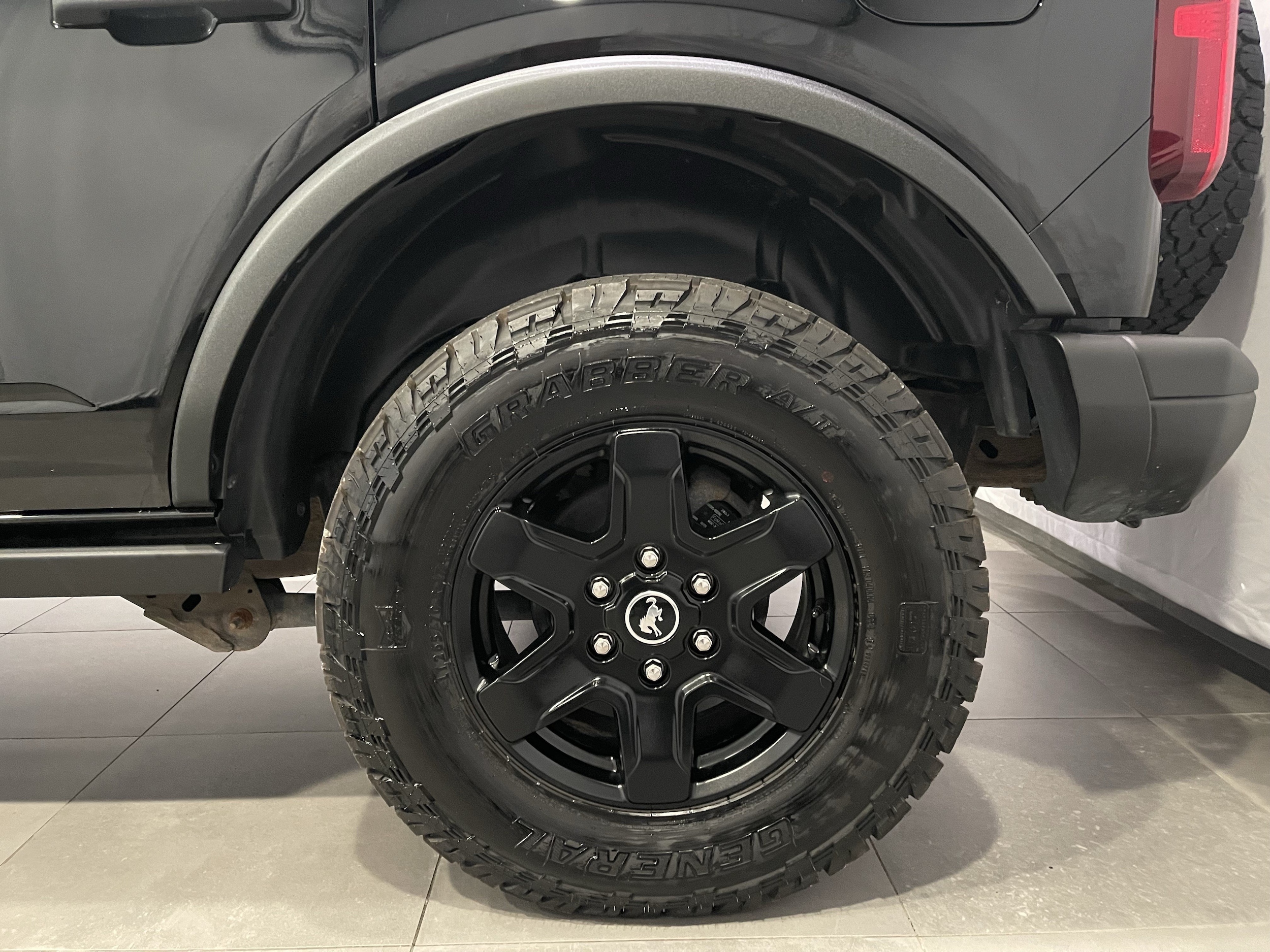 2024 Ford Bronco 4-Door Black Diamond - Photo 8