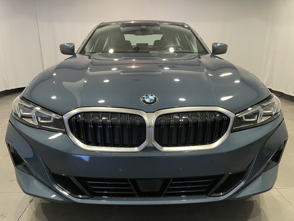 New 2026 BMW 330i xDrive Sedan