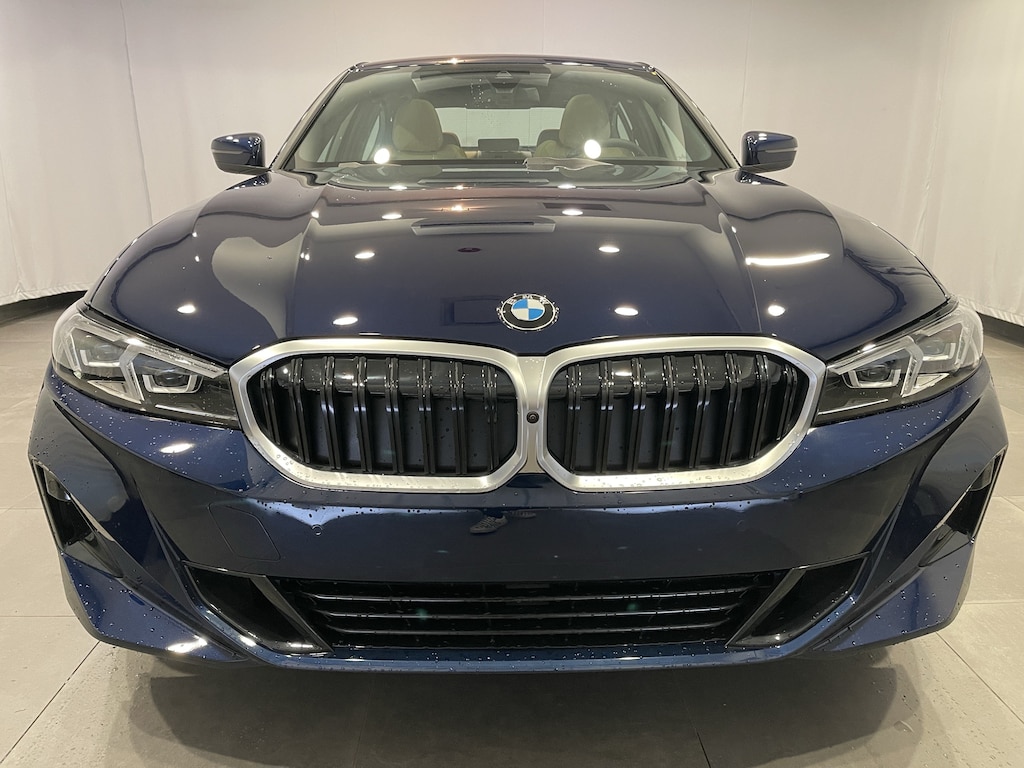 New 2026 BMW 330i xDrive Sedan