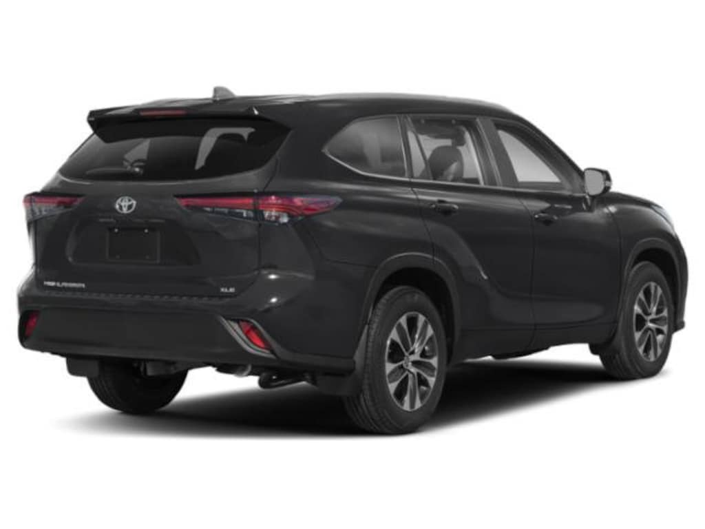 Used 2023 Toyota Highlander XLE SUV