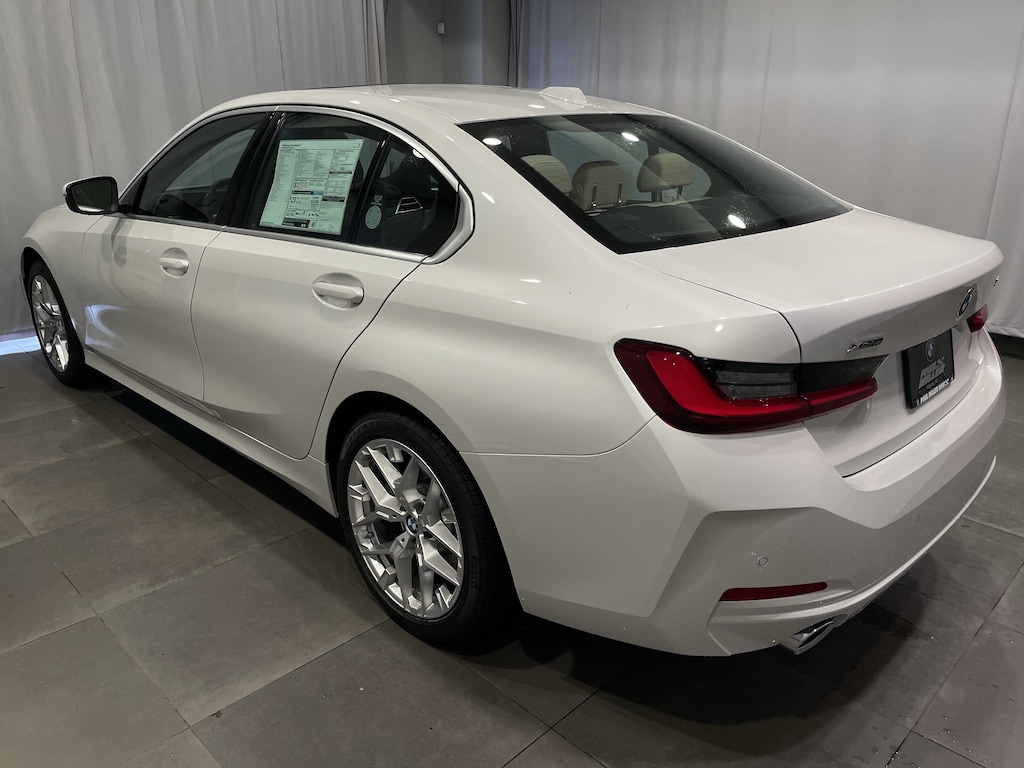 New 2026 BMW 330i xDrive Sedan