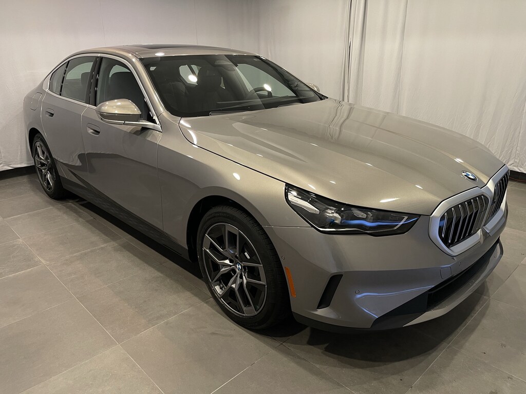 New 2026 BMW 530i xDrive Sedan