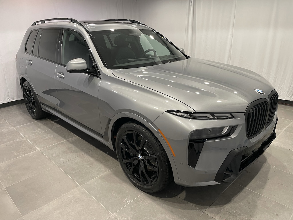 New 2026 BMW X7 xDrive40i SUV
