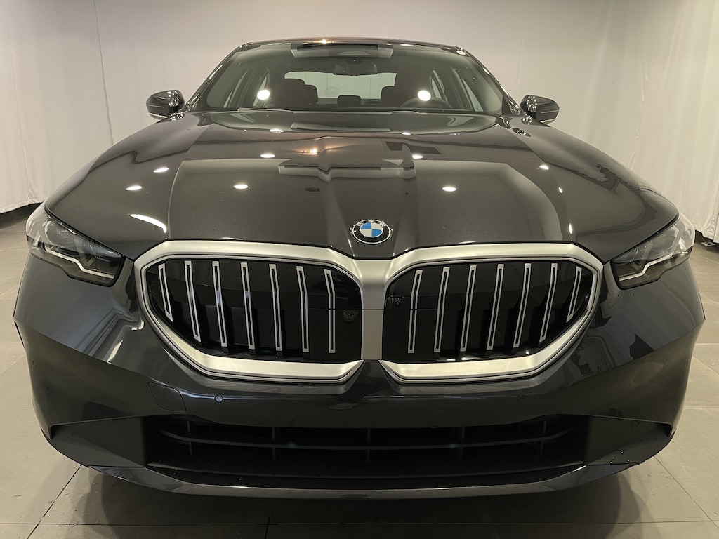 New 2027 BMW 530i xDrive Sedan