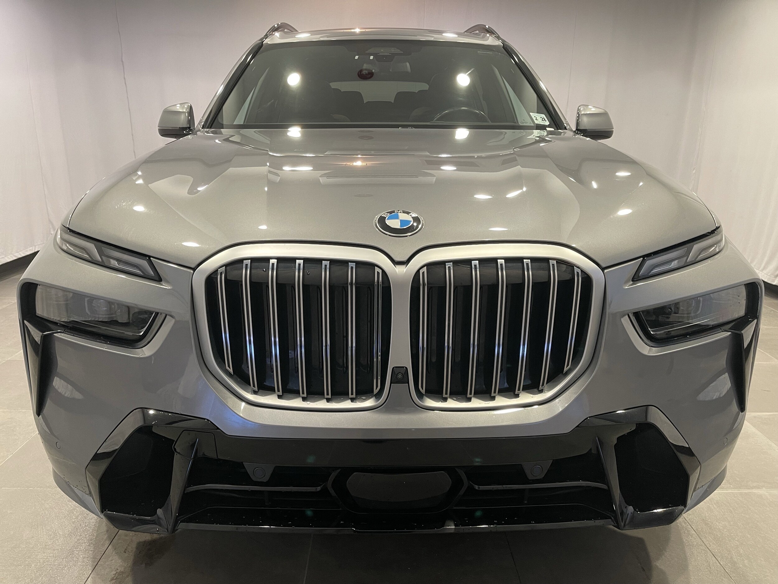 2023 Bmw X7 xDrive40i photo 2