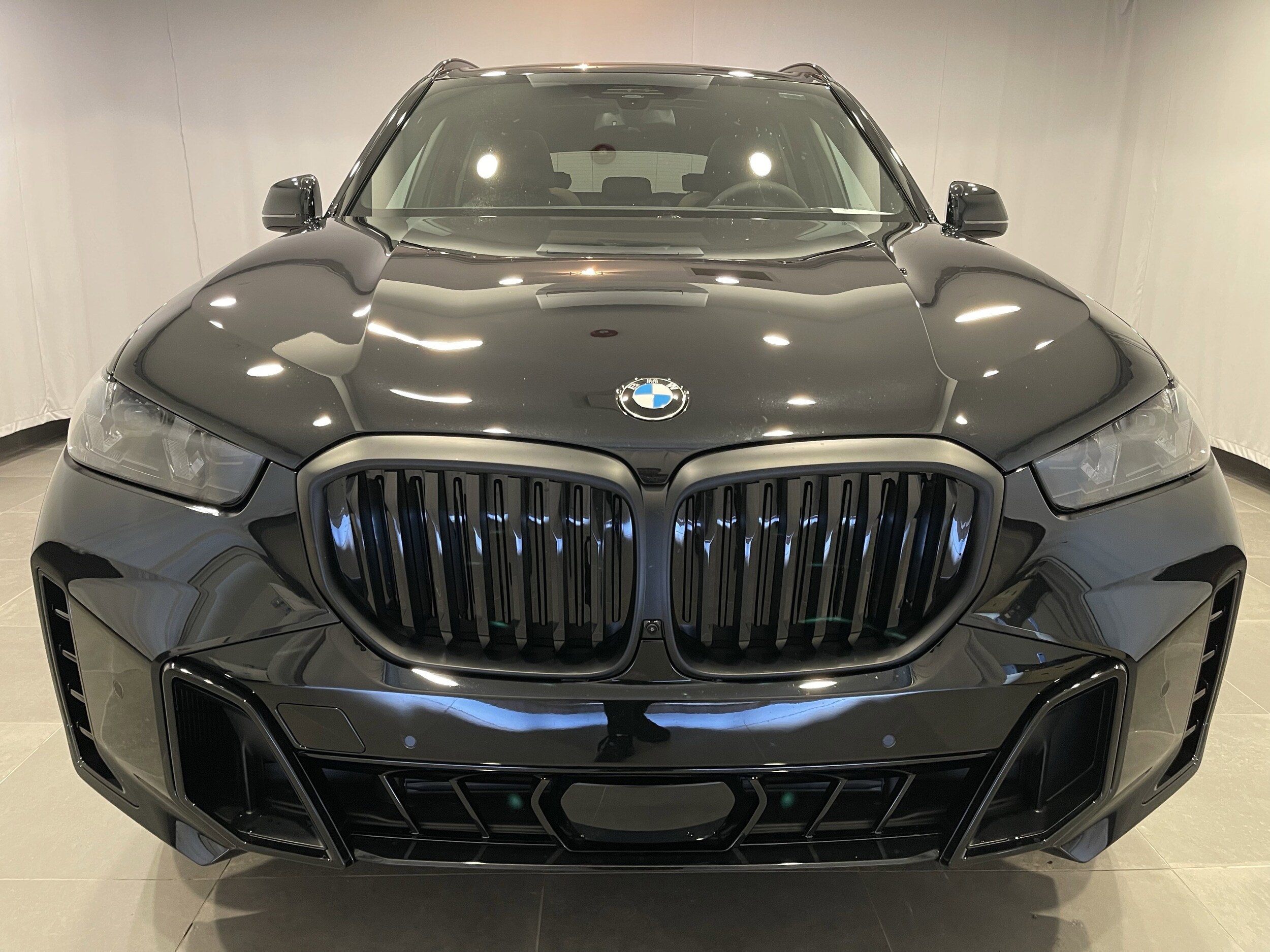 2026 Bmw X5 xDrive40i photo 2