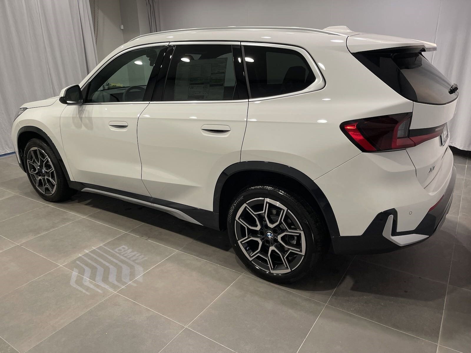 2025 Bmw X1 XDrive28i photo 4
