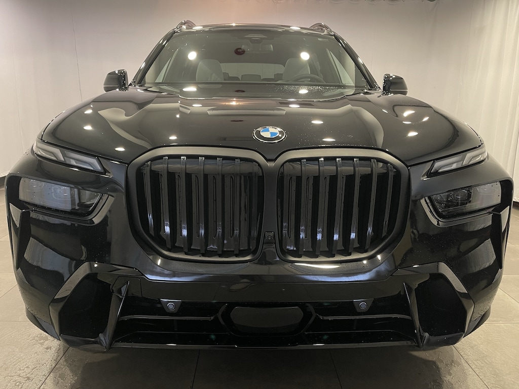 New 2027 BMW X7 xDrive40i SUV