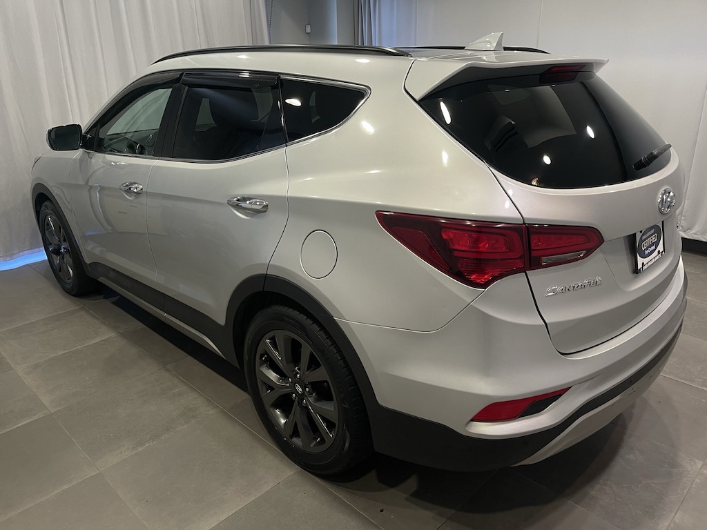Used 2017 Hyundai Santa Fe Sport 2.0L Turbo Ultimate SUV