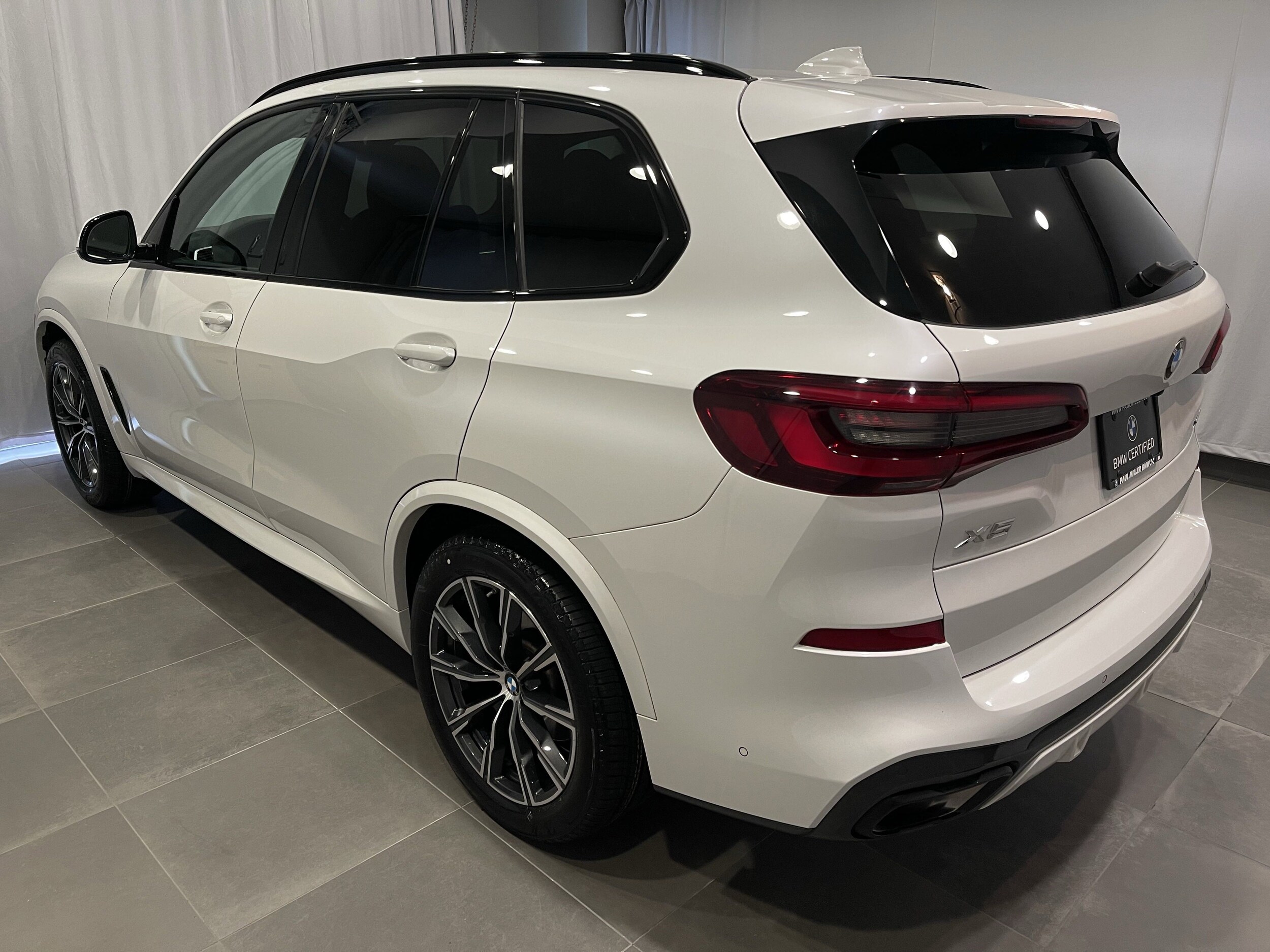 2023 Bmw X5 xDrive40i photo 2