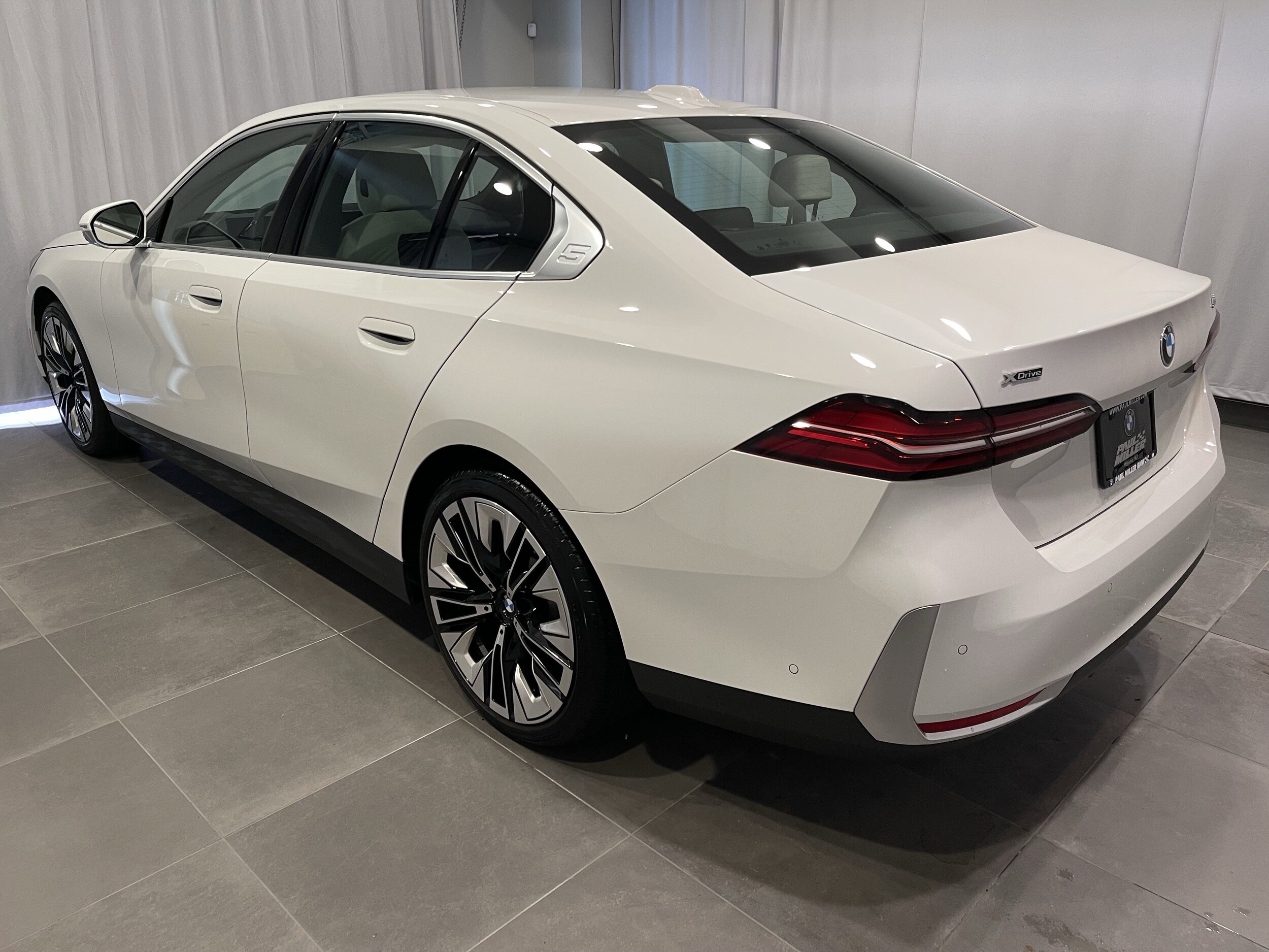 2025 Bmw 530i xDrive photo 3