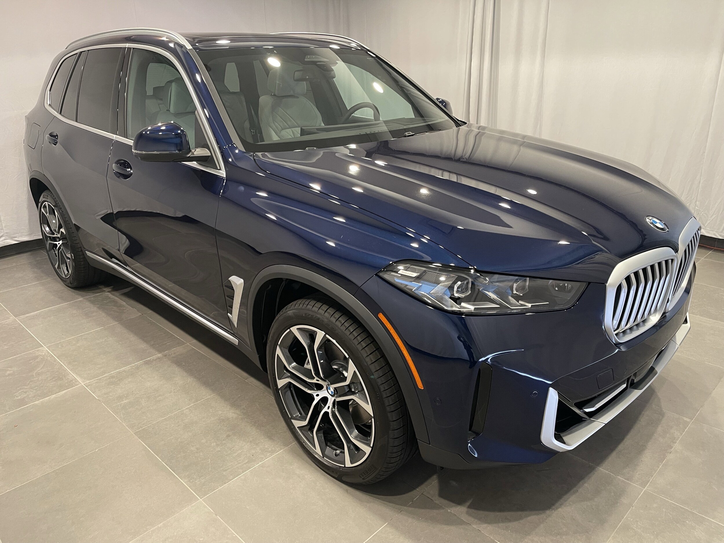 2026 Bmw X5 xDrive40i photo 2