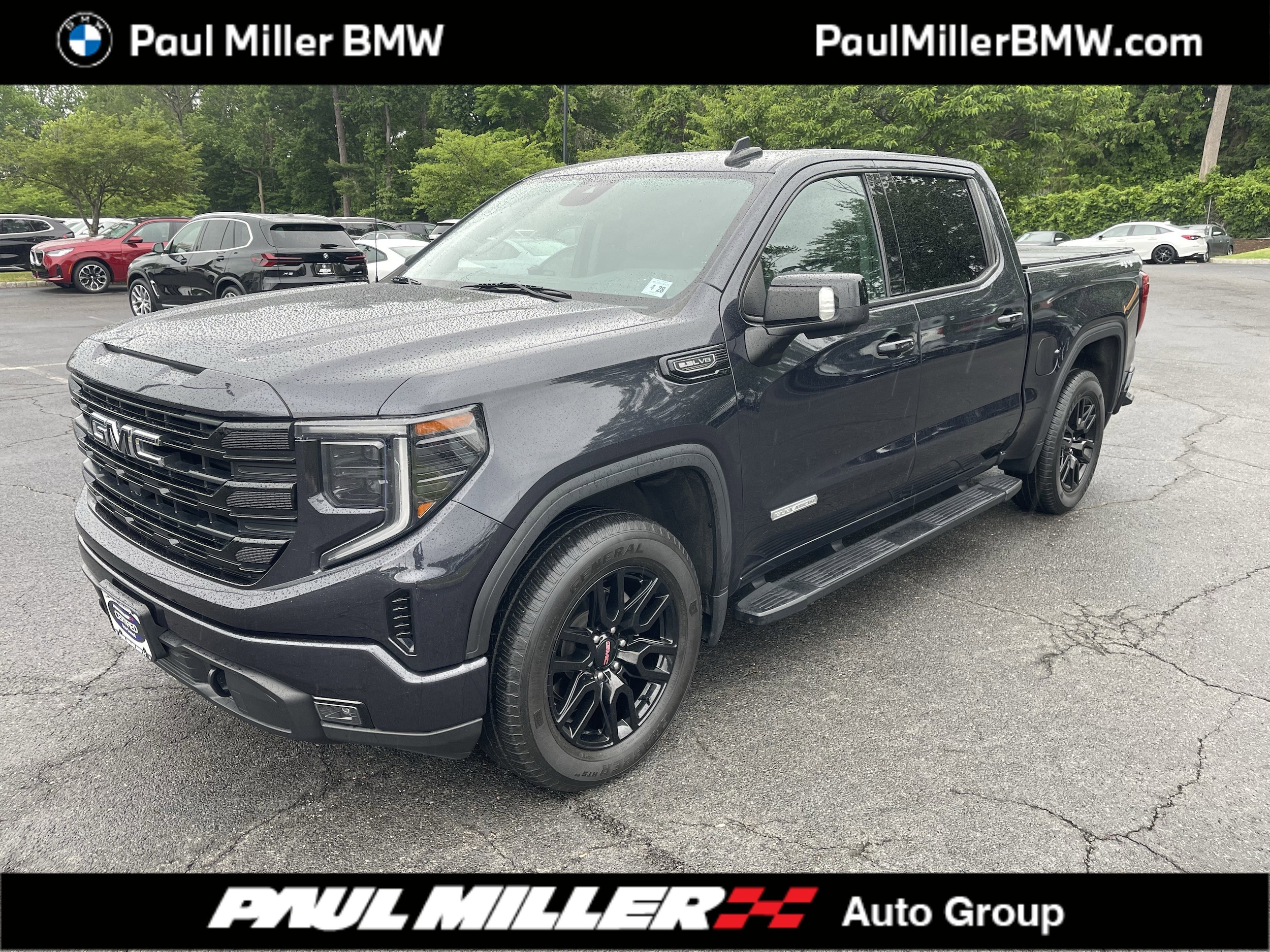 2023 GMC Sierra 4WD Crew Cab Short Box Elevation's photo