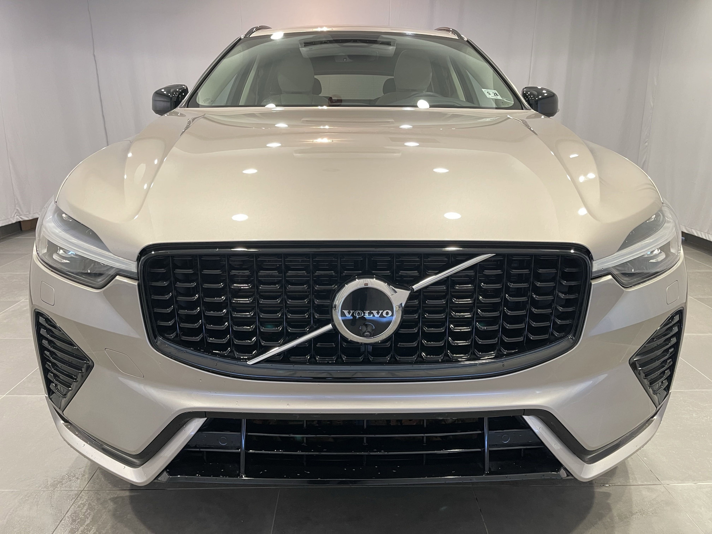 Used 2024 Volvo XC60 Ultimate with VIN YV4L12RM2R1790966 for sale in Wayne, NJ