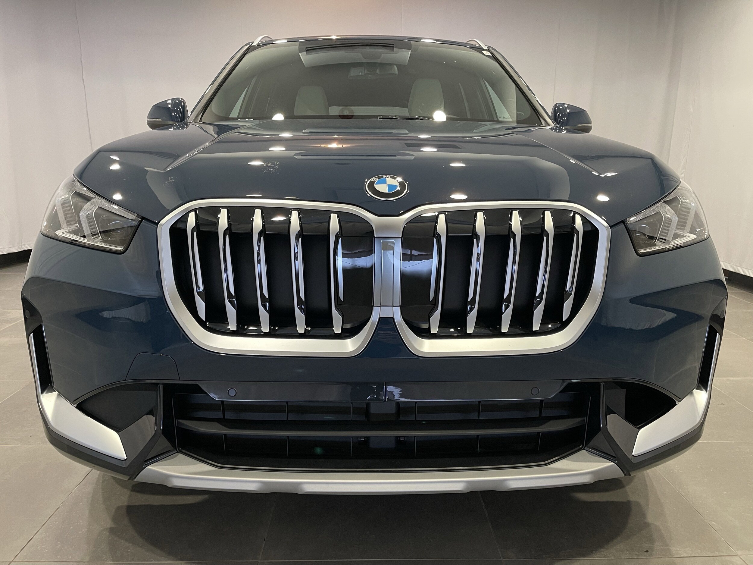 2026 Bmw X1 XDrive28i photo 2