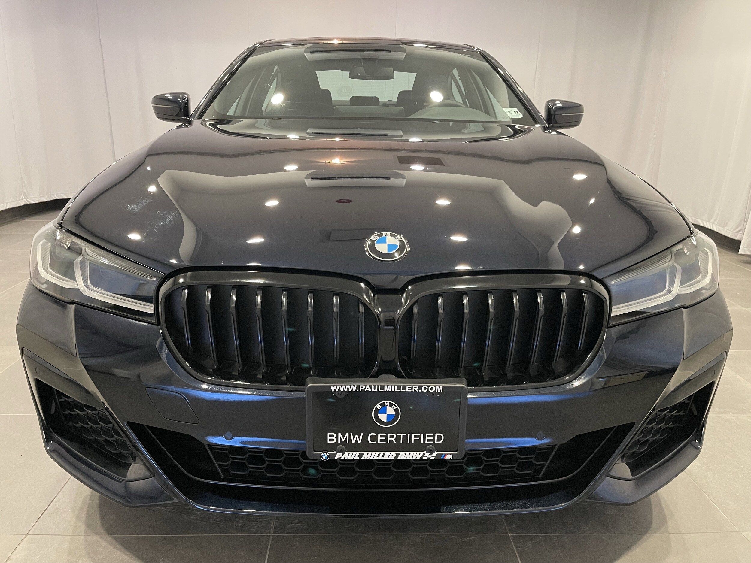 2023 Bmw 530i xDrive photo 2