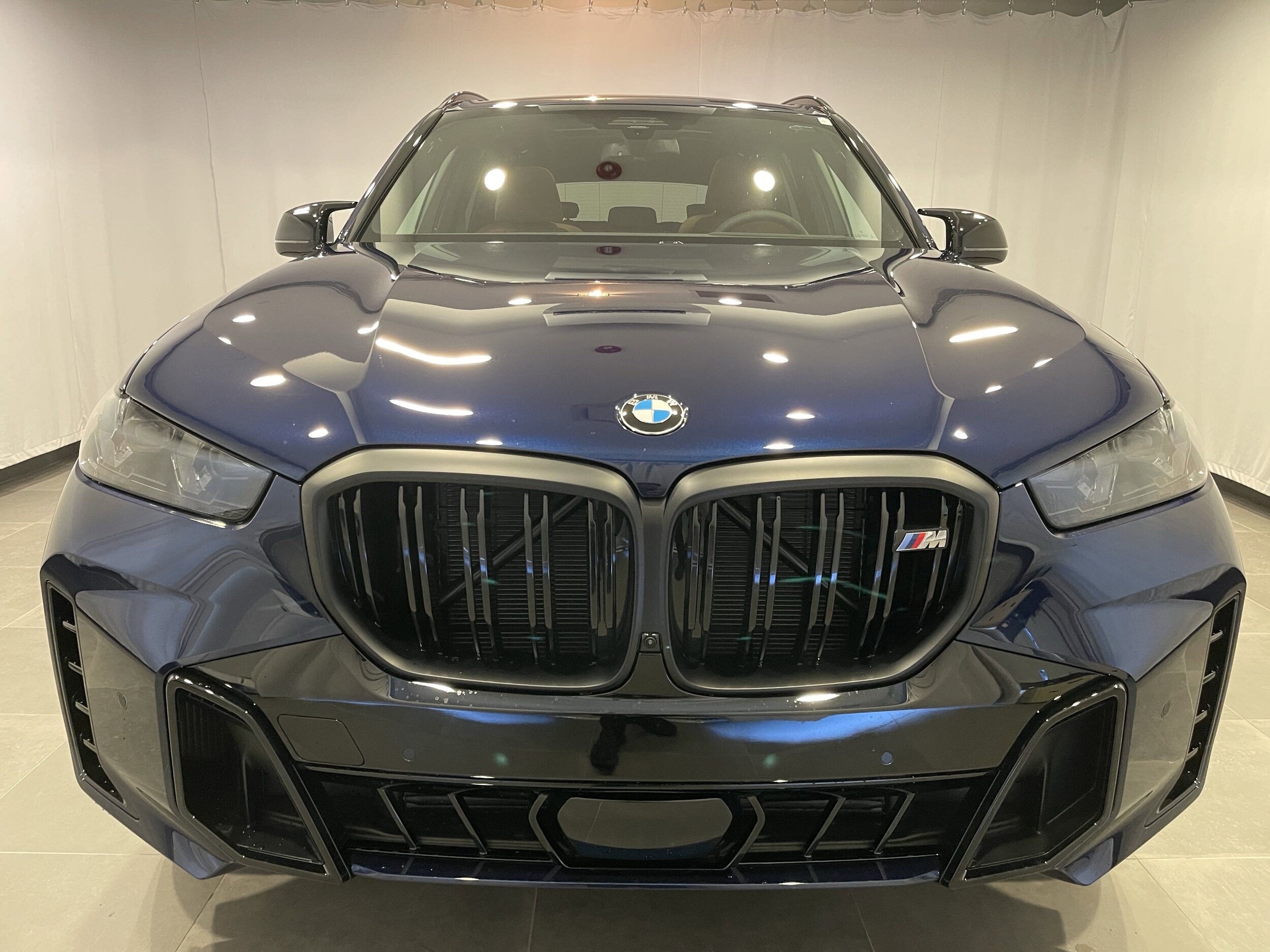 2026 Bmw X5 M60i photo 2