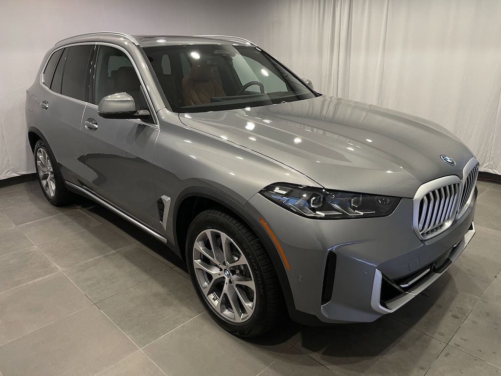 New 2026 BMW X5 PHEV xDrive50e SUV