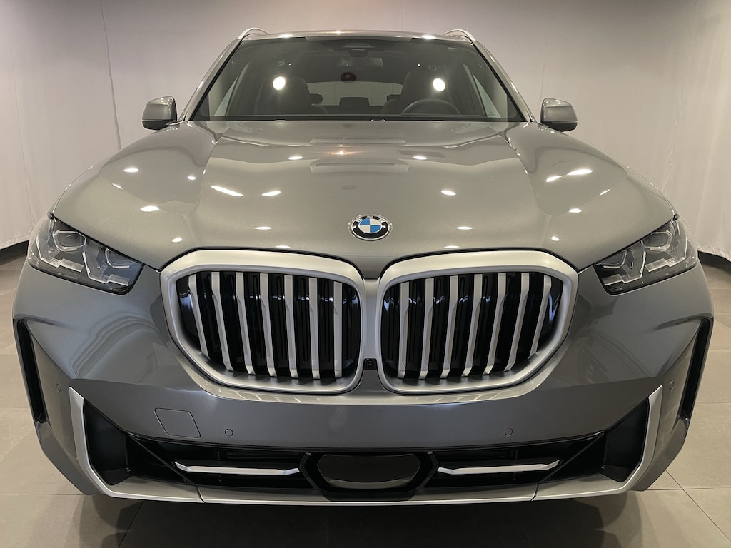 New 2026 BMW X5 xDrive40i SUV