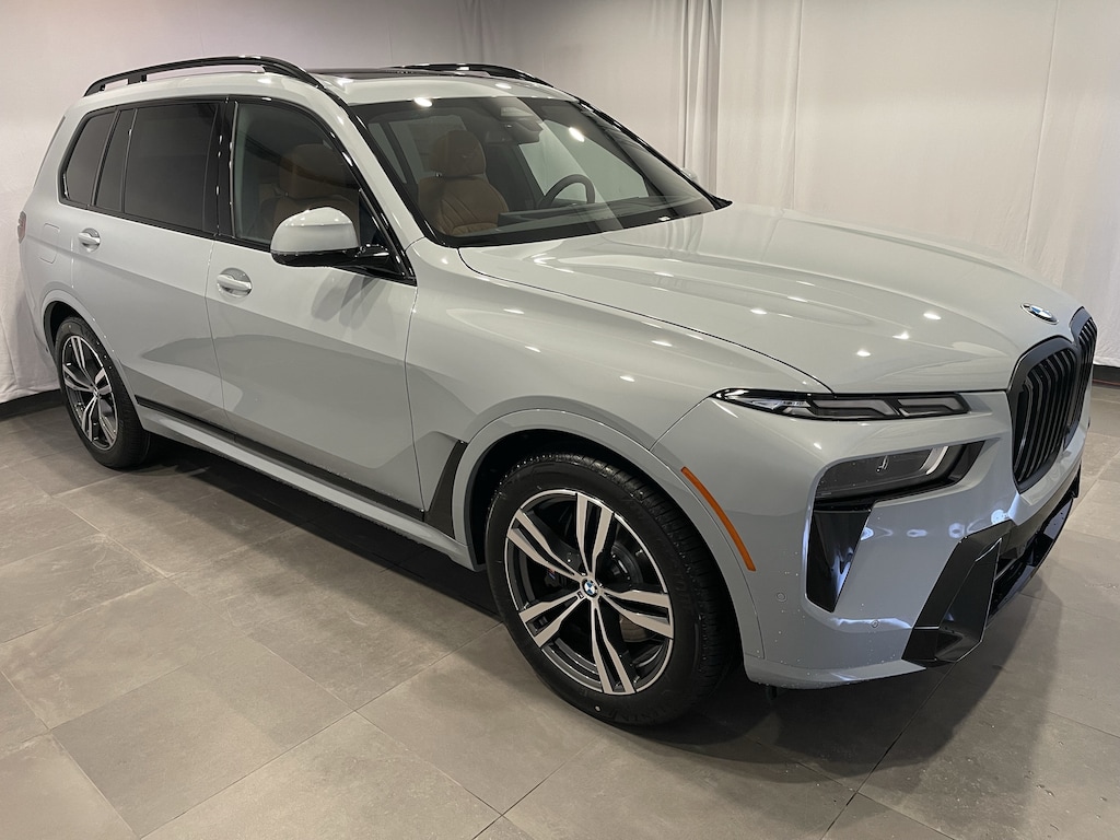 New 2027 BMW X7 xDrive40i SUV