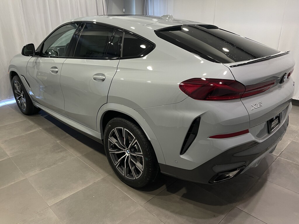 New 2027 BMW X6 xDrive40i SUV