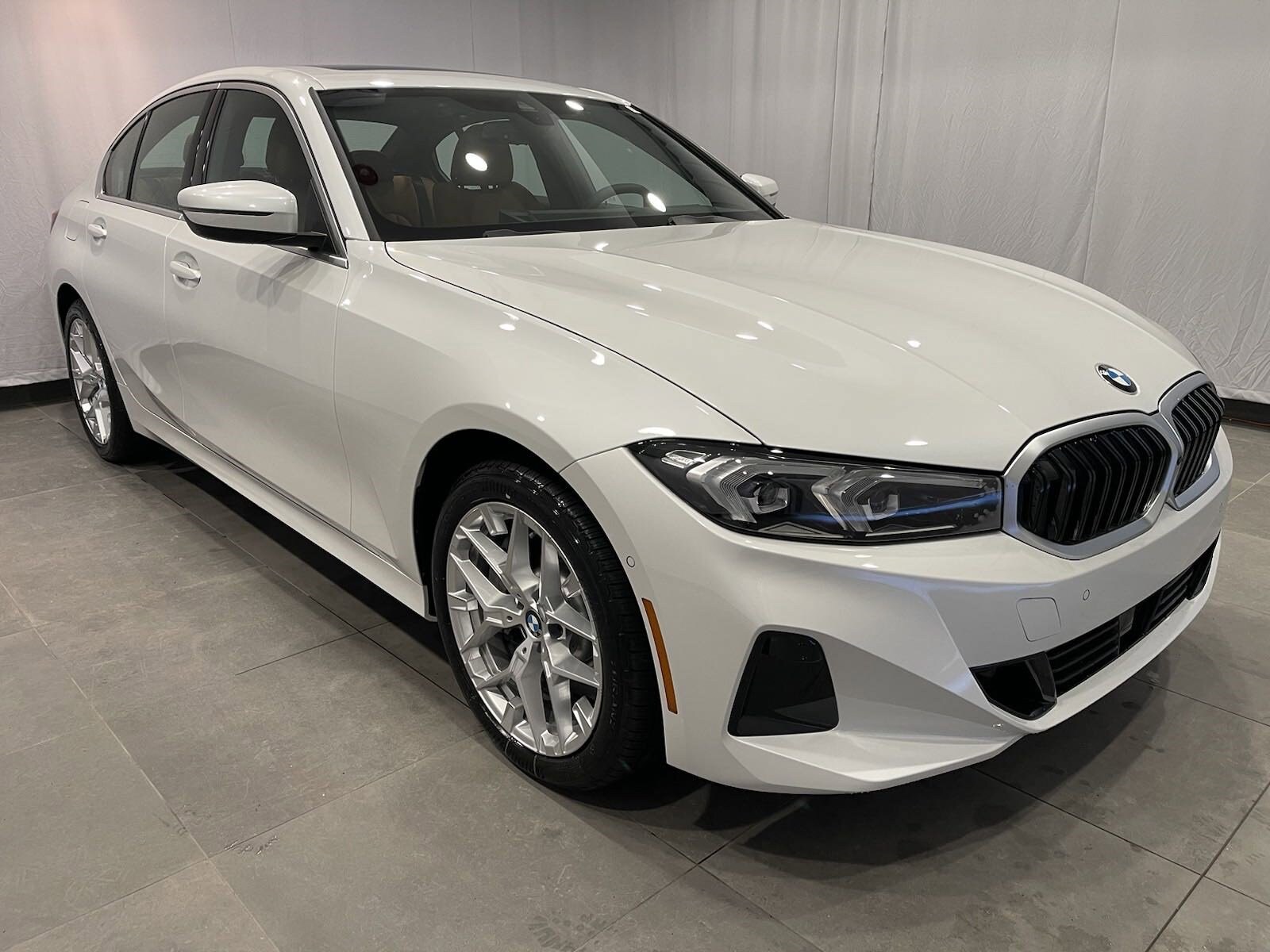 2025 Bmw 330i xDrive Sedan photo 3